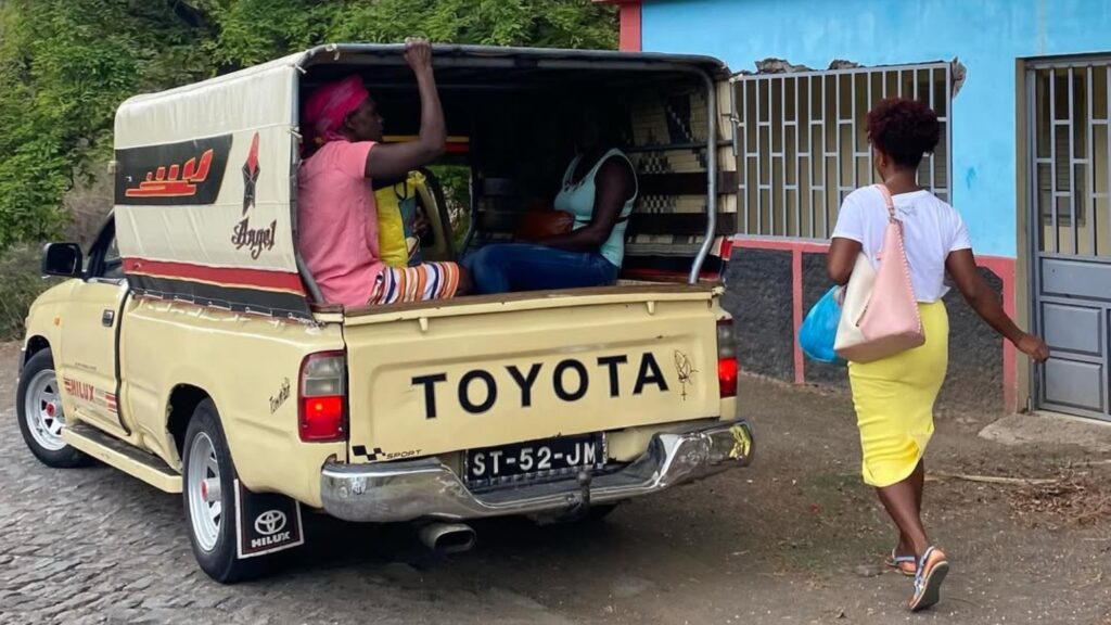 Aluguer, transporte, furgoneta, compartida, locales