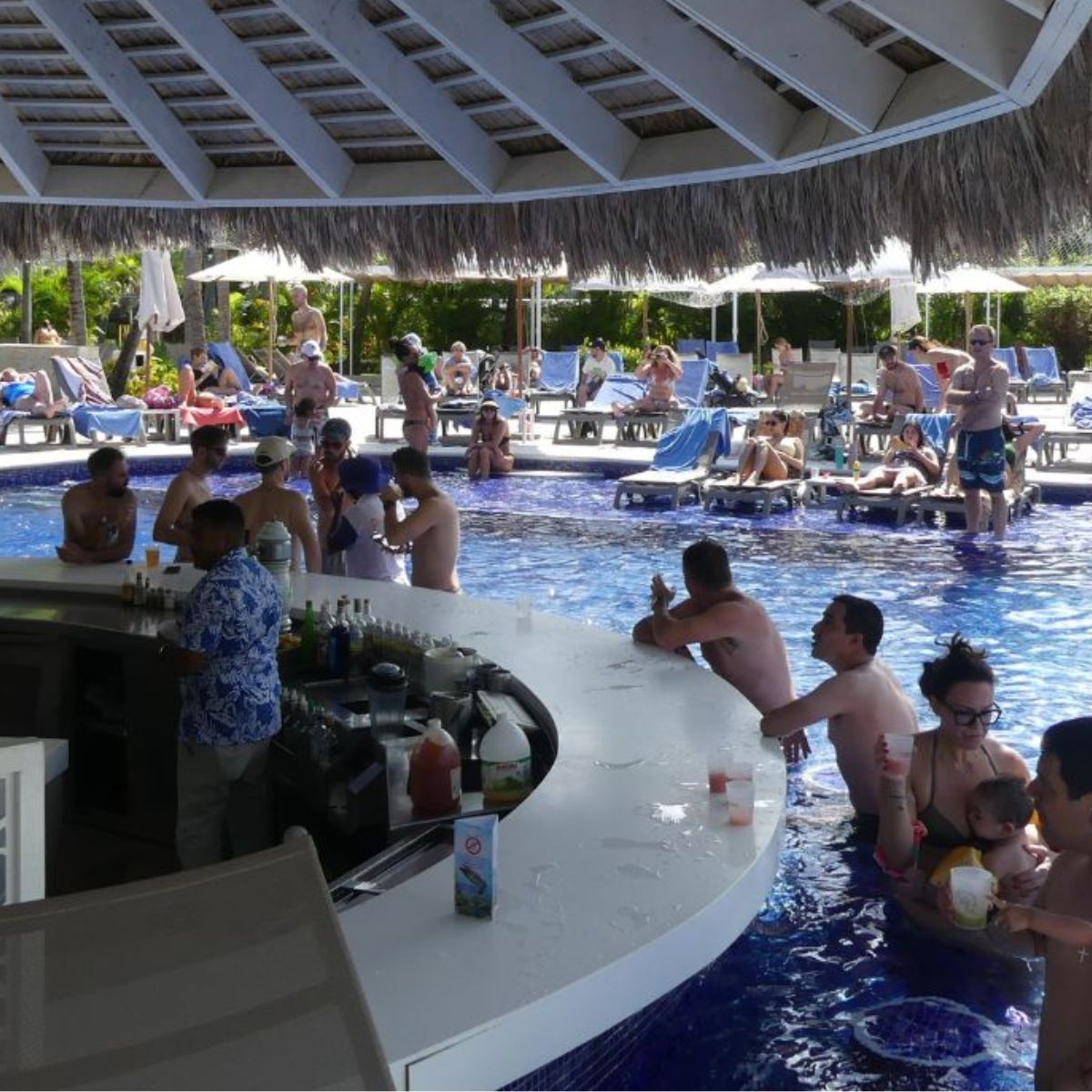 Alberca de uno de los mejores hoteles de Punta Cana